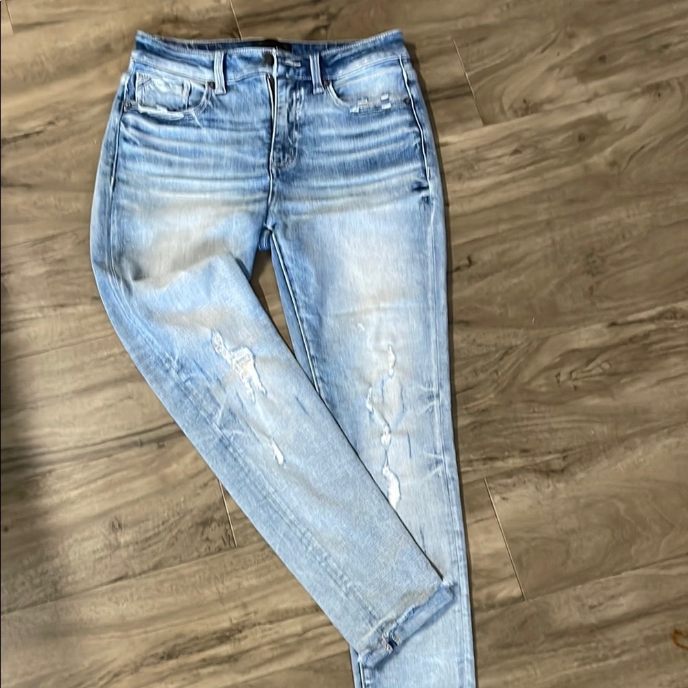Buckle Blue Skinny Jeans Distressed Style